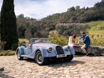 2025款摩根Plus 4 基本型 官图