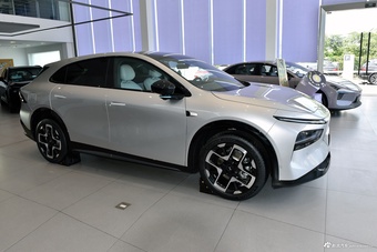 2025款小鹏G7 702 超长续航 Ultra