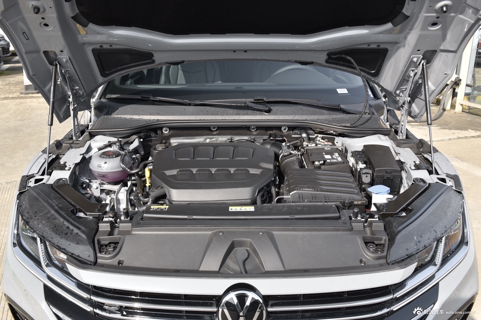 2026款一汽-大众CC 330TSI 炫目 3000万辆甄选款