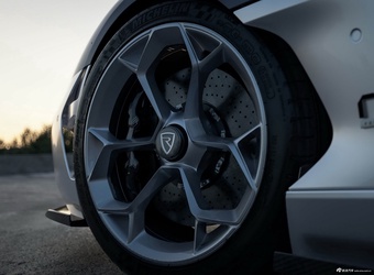 2026款Nevera R Founder's Edition