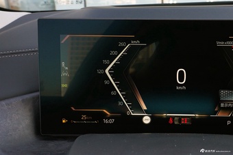 2026款宝马X5 xDrive 30Li 尊享型 M运动曜夜套装