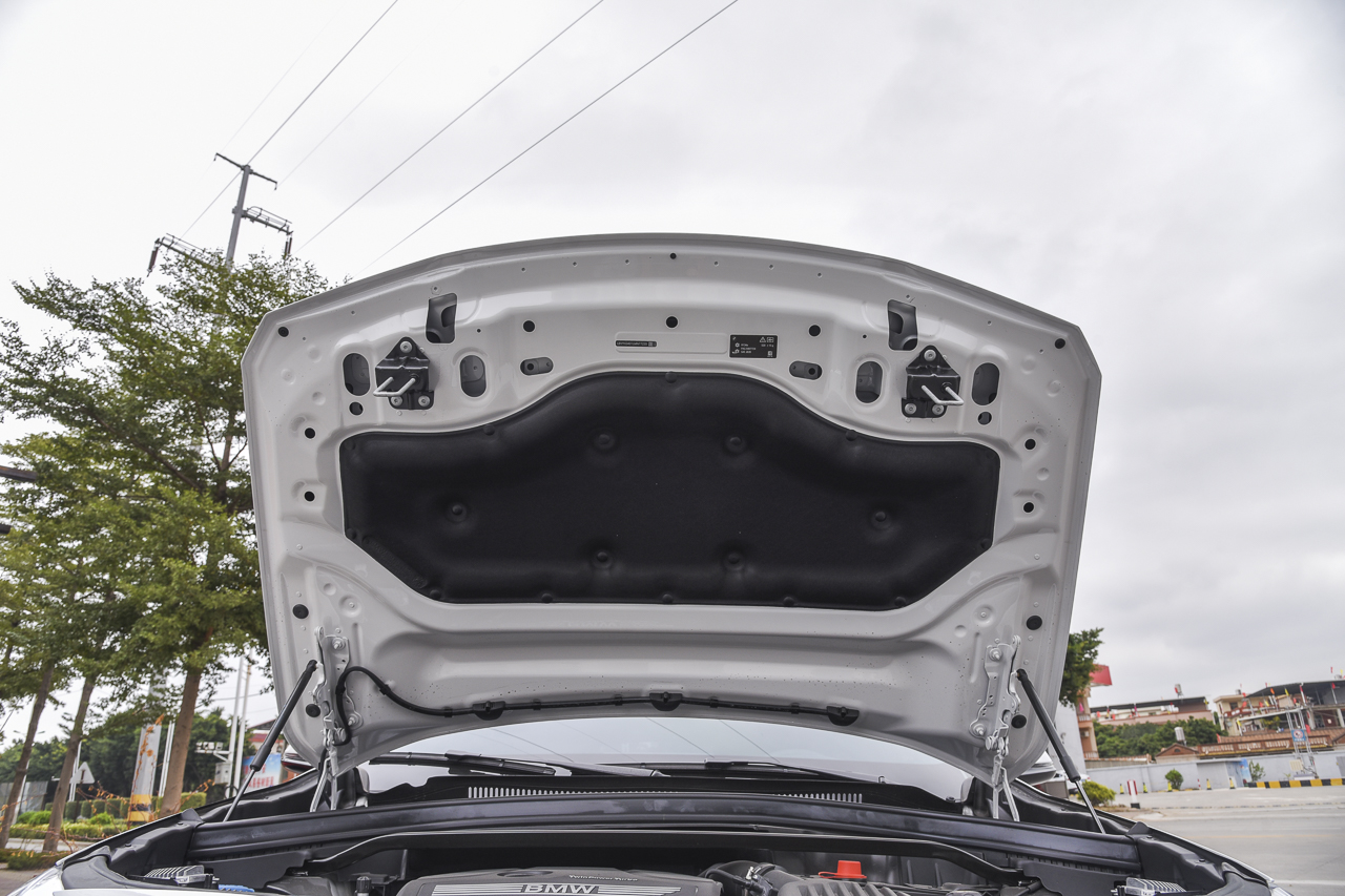 2020款宝马X2 sDrive25i尊享型M运动套装