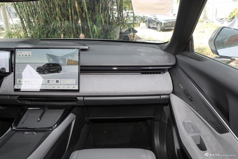 2025款领克08 EM-P 120长续航Pro