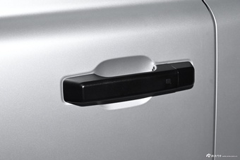 2025广州车展实拍：212 T01 PHEV