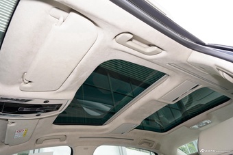 2024款奥迪A8L Horch创始人版 55TFSI