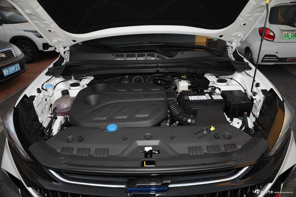 2022款欧尚X7 PLUS蓝鲸版1.5T自动尊享型