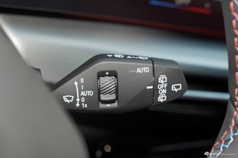 2025款宝马X1 M35Li