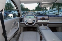 2025款零跑B01 550悦享版