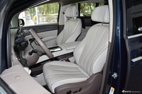 2022款腾势D9 DM-i 970 四驱旗舰型