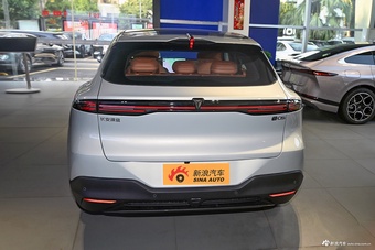 2026款深蓝S05 520MAX纯电版