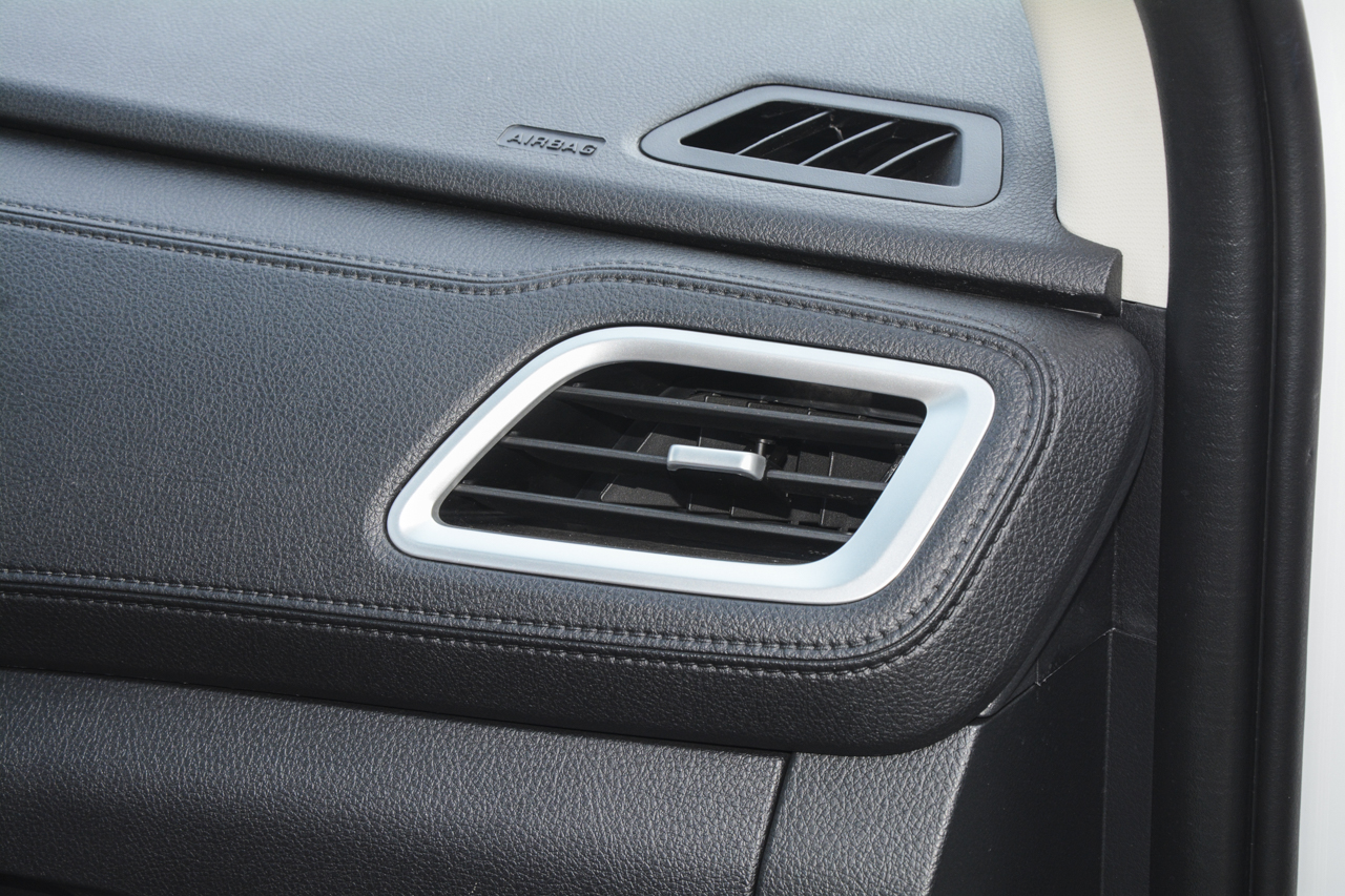 2019款斯威X7 1.8L手动舒适版7座