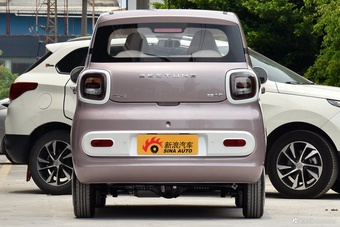 2026款奔腾小马 222km 炫彩马