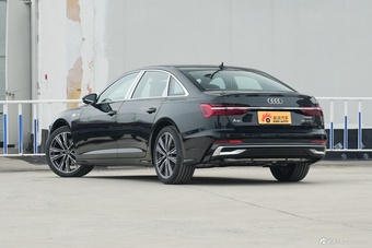 2026款奥迪A6L 45 TFSI 臻选动感型