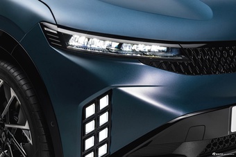 2026款梅甘娜纯电 E-Tech Electric Esprit Alpine 官图