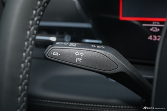 2026款奥迪Q6L Sportback e-tron 首发领航版