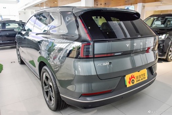 2026款沃尔沃XC70插电 四驱超长续航Core