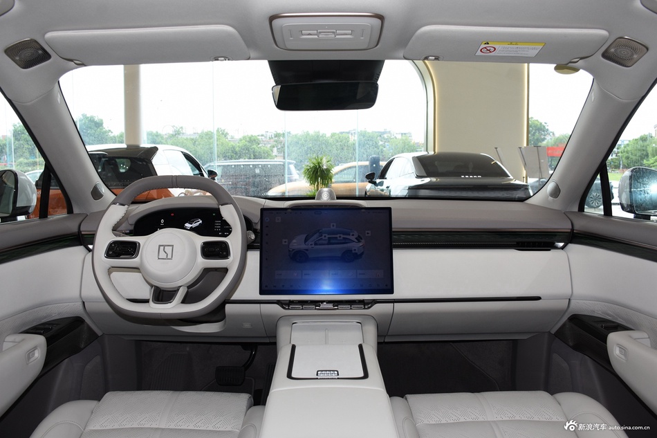 2025款ZEEKR 7X 后驱