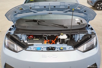 2025款海鸥 智驾版 405km 飞翔版图片