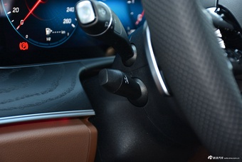 2023款奔驰E级 E 300 L 运动豪华型