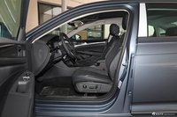 2022款帕萨特 330TSI 尊贵版