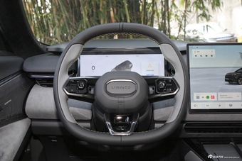 2025款领克08 EM-P 120长续航Pro