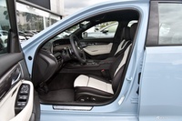 2025款凯迪拉克CT5 28T 赛道性能版