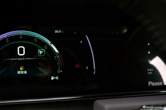 2025款传祺M6 MAX 270T 豪华版版