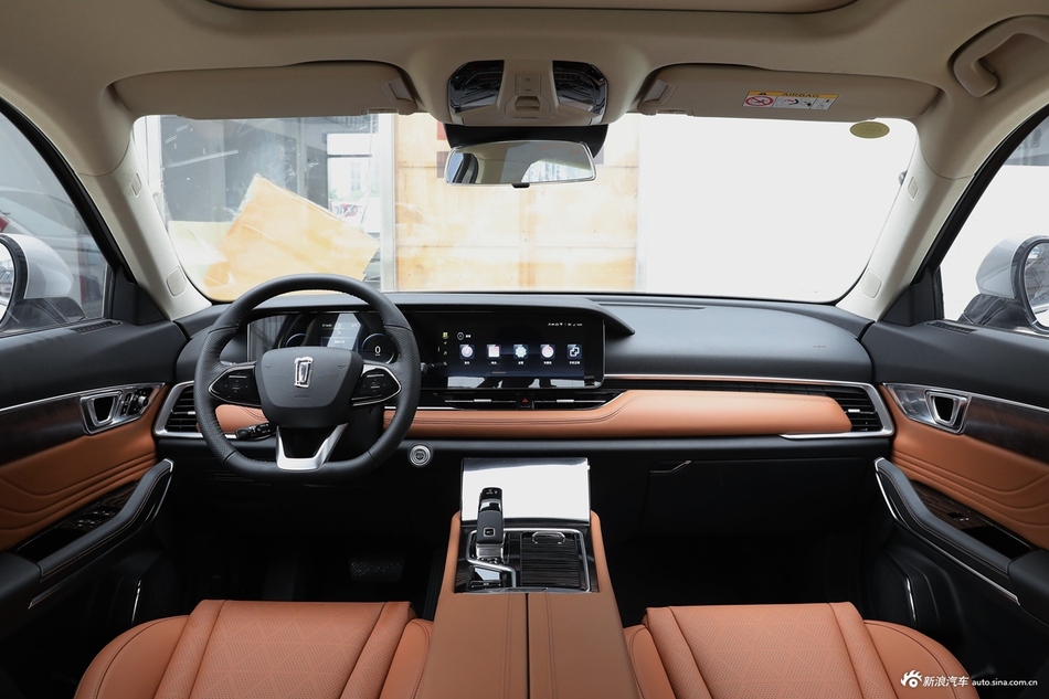 2022款奔腾T99 20TD 自动尊贵型