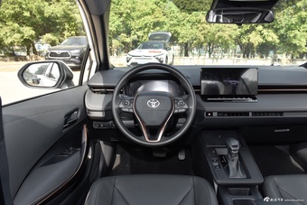 2026款雷凌L 智能电混双擎 1.8L 领先版