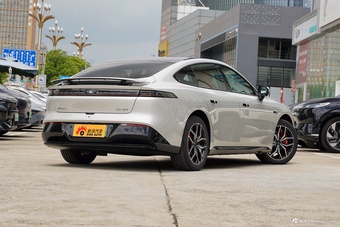 2025款eπ007 纯电 565四驱Max领航版