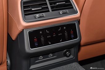 2024款奥迪A7L 45 TFSI quattro 奢享型