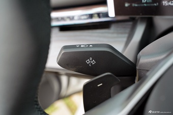 2025款宝马5系 525Li 豪华套装