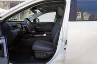 2026款RAV4荣放 2.0L 两驱豪华版