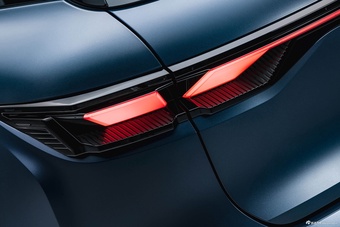 2026款梅甘娜纯电 E-Tech Electric Esprit Alpine 官图
