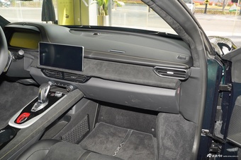 2025款Emira 2.0T DCT Turbo SE