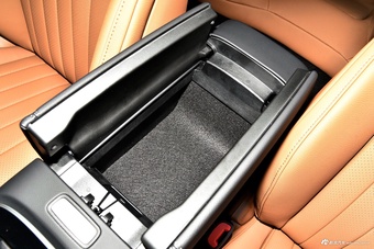 2024款奔驰E级 改款二 E 260 L