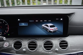 2021款奔驰E级改款 E 300 L 运动豪华型 