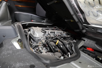2021款金旅海狮1.8L汽油版物流车龙运GL750标轴高顶LJ4A18Q6图片