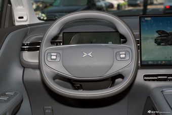 2025款小鹏G6 625 长续航 Max 旗舰版