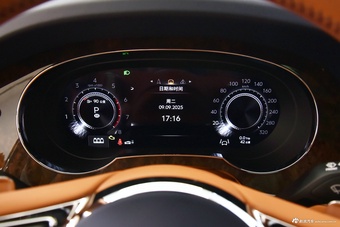 2024款添越 4.0T V8 雅度版