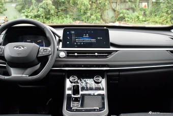 2025款瑞虎8 卓越版 230TCI 自动豪华版 5座