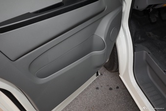 2021款凯锐浩克2.0L手动畅运标准6座平顶1TZS