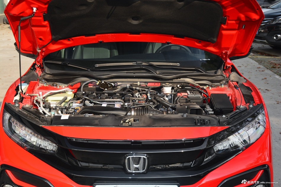 2021款思域HATCHBACK 220TURBO劲擎控 