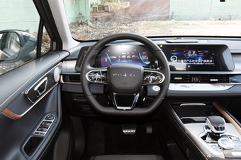 2025款瑞虎5x 高能版 1.5T CVT舒适型