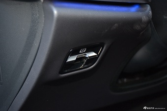 2024款奔驰E级 E 260 L 运动型