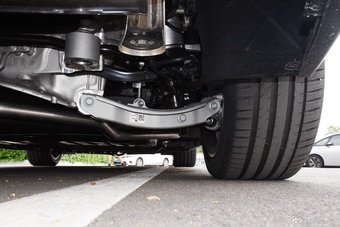 2025款理想L9 Ultra 智能焕新版