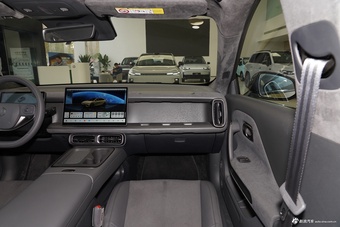 2026款零跑Lafa5 515 Max