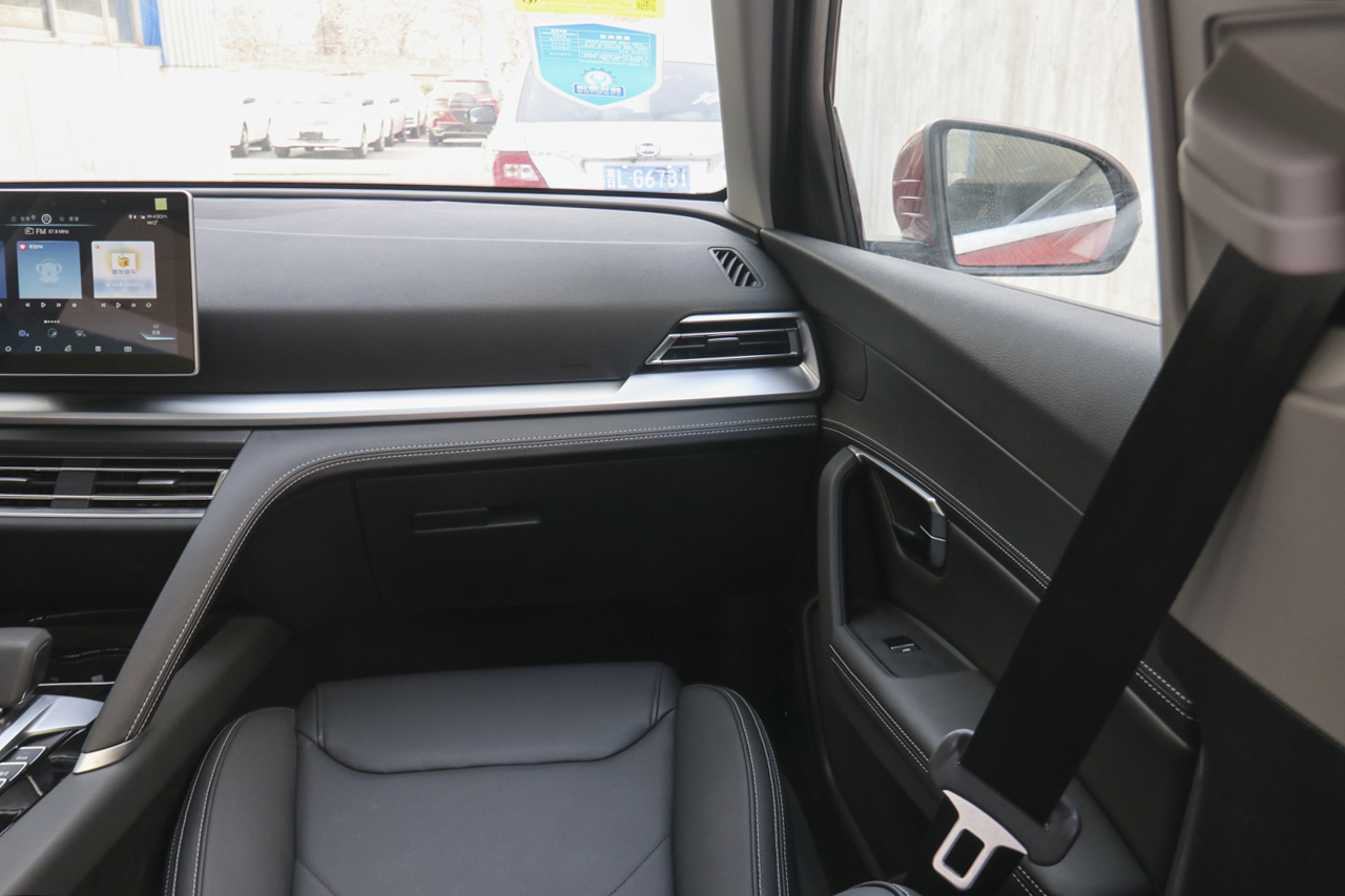 2019款比亚迪宋Pro 1.5T 自动精英型