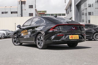 2025款五菱星光纯电 610km 智能旗舰型