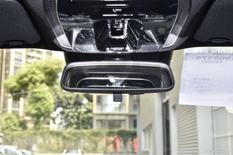 2025款奔驰C级 改款 C 260 L 运动版